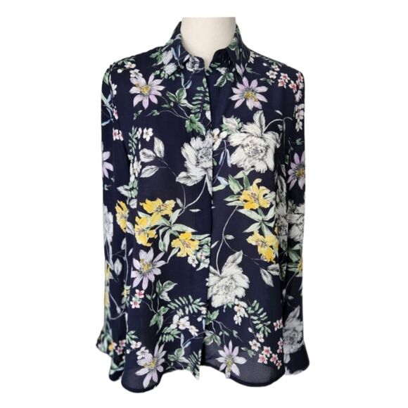 H&M Tops - NWOT H&M Navy Floral Blouse - Size 6